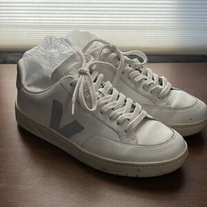 Veja V12 leather white steel sneakers
